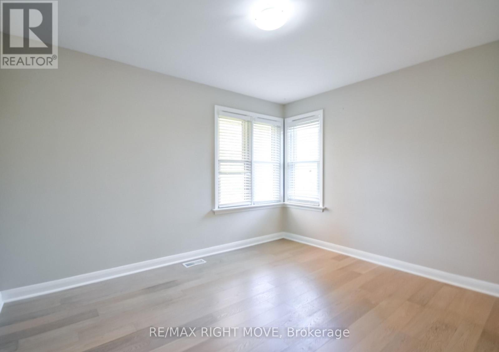 10 Letitia Street Property Photo 15