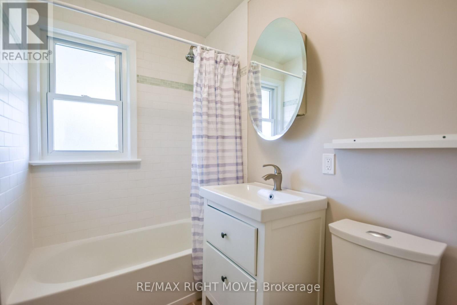 10 Letitia Street Property Photo 19