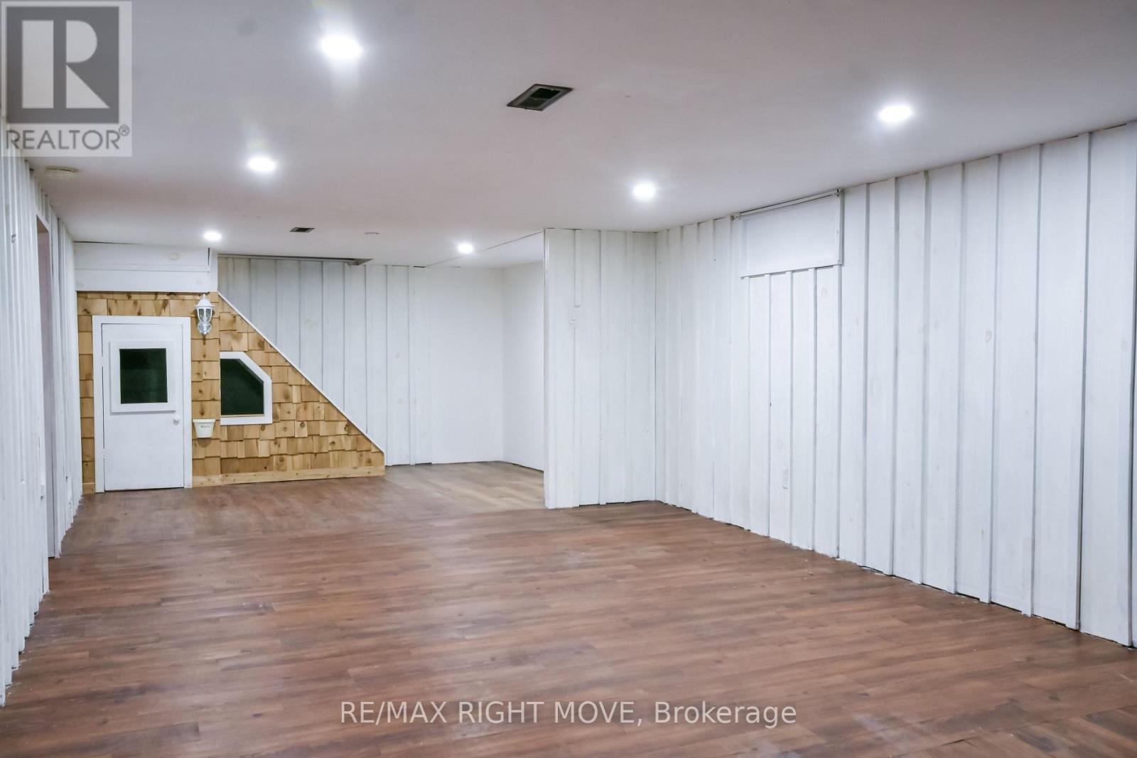 10 Letitia Street Property Photo 31