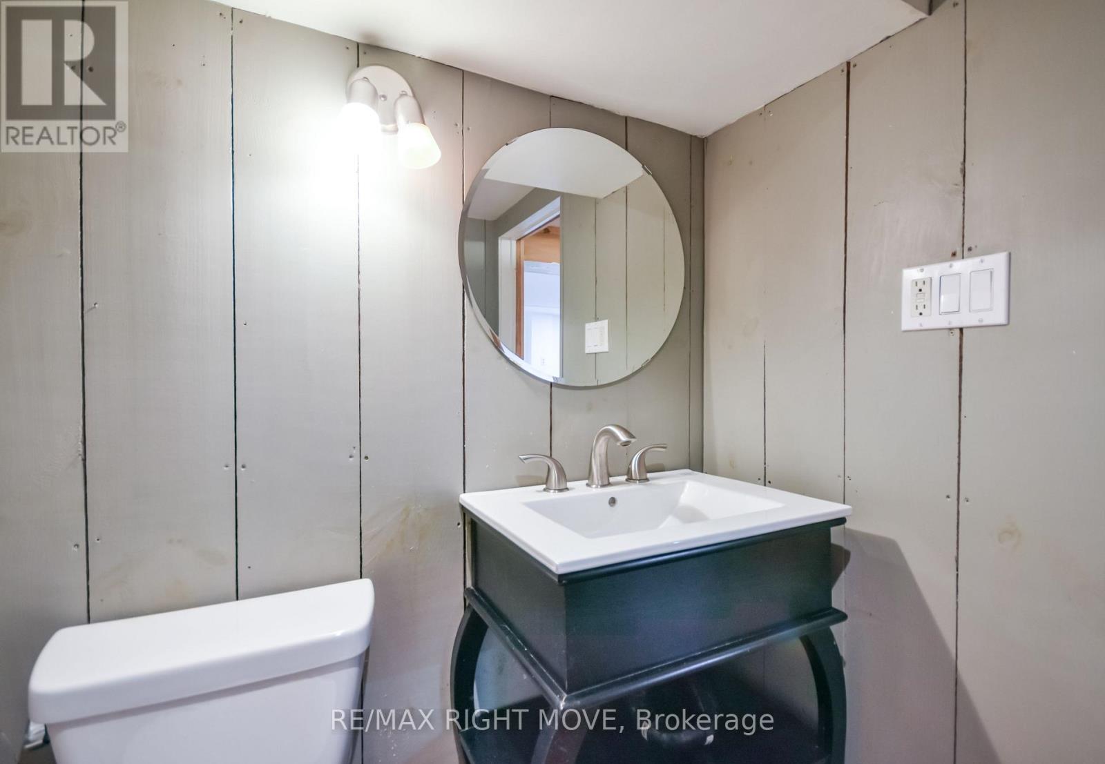 10 Letitia Street Property Photo 33