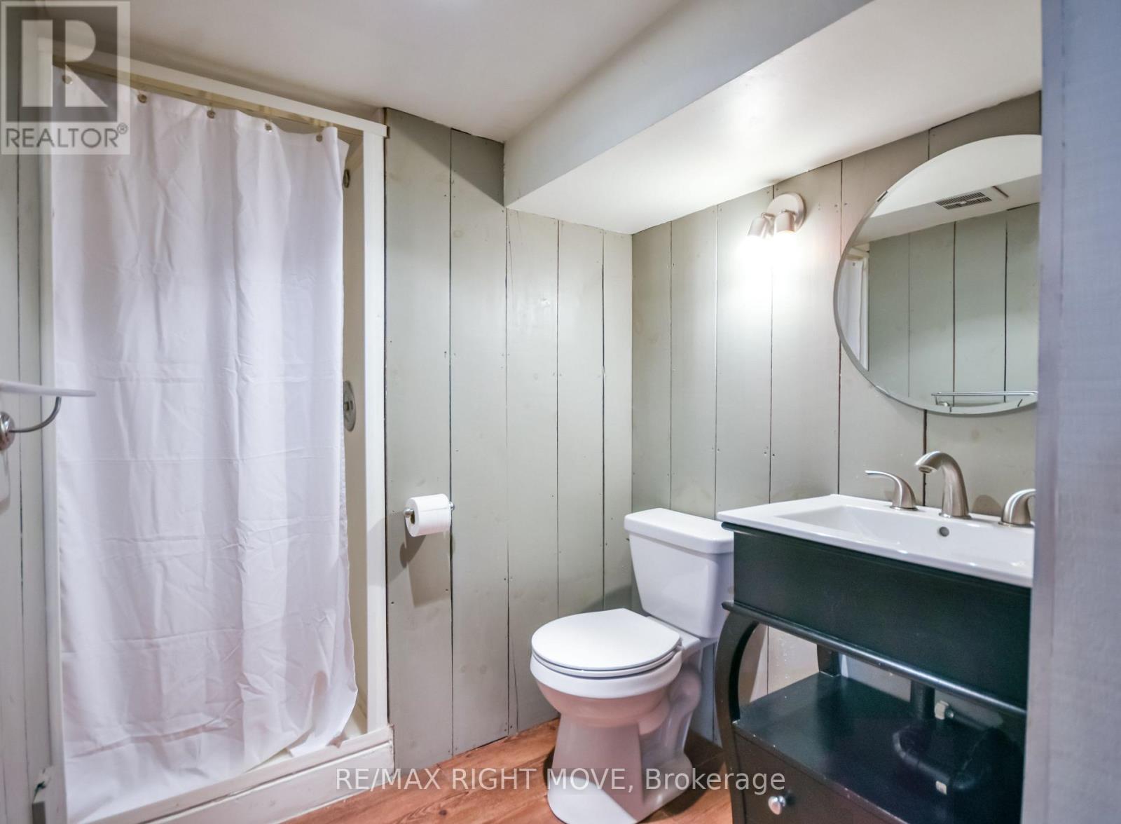 10 Letitia Street Property Photo 34