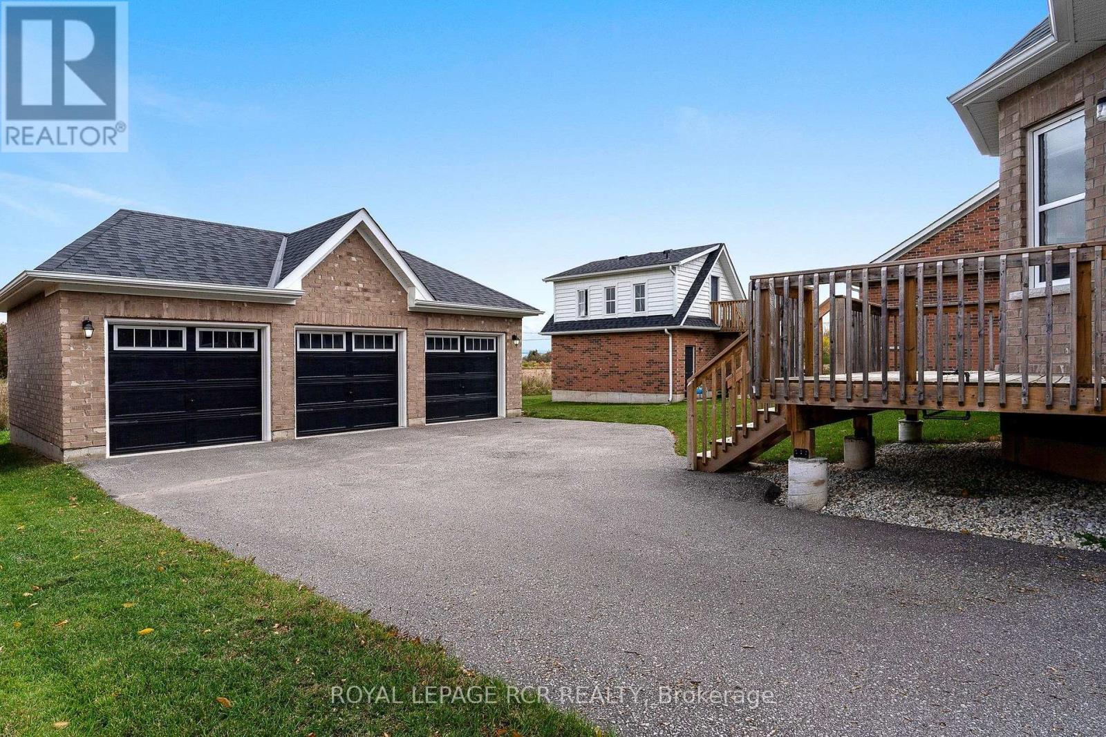 213 Mary Street Property Photo 7