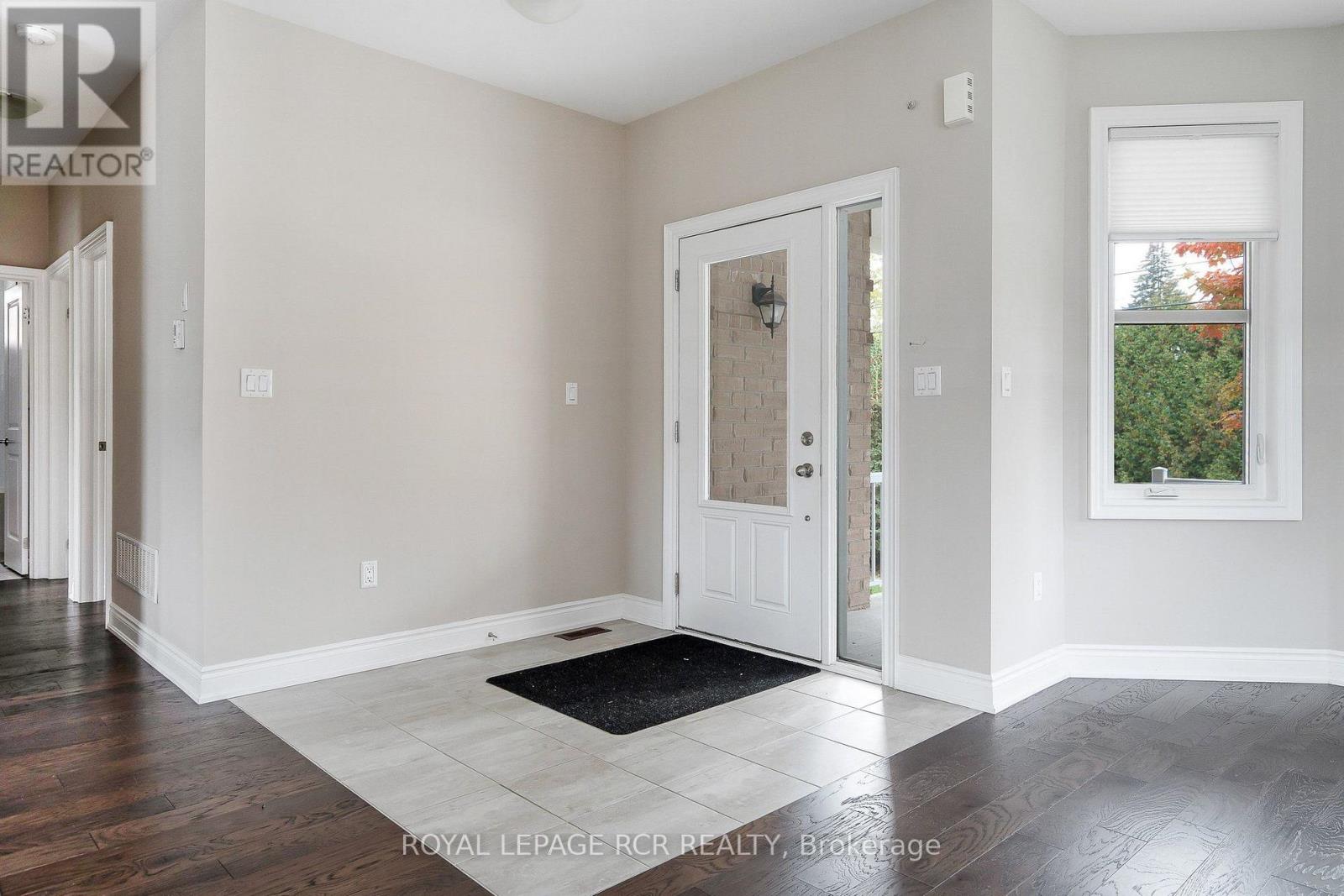 213 Mary Street Property Photo 11
