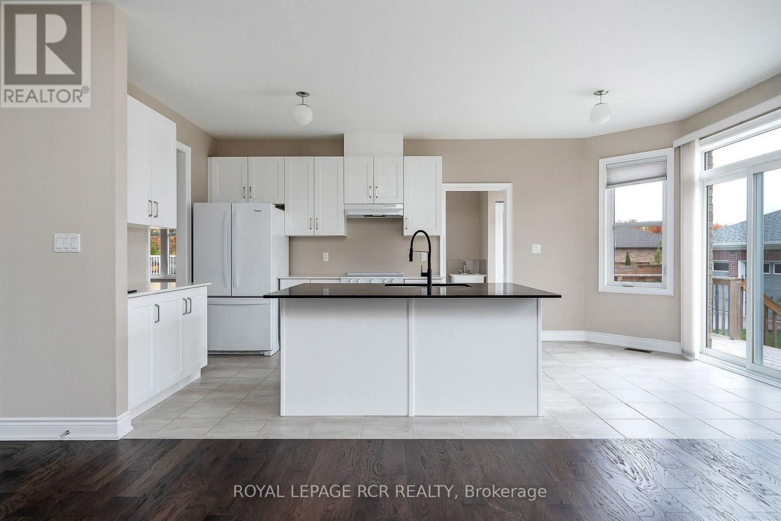 213 Mary Street Property Photo 20