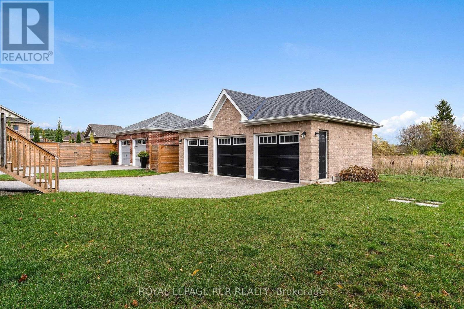 213 Mary Street Property Photo 40
