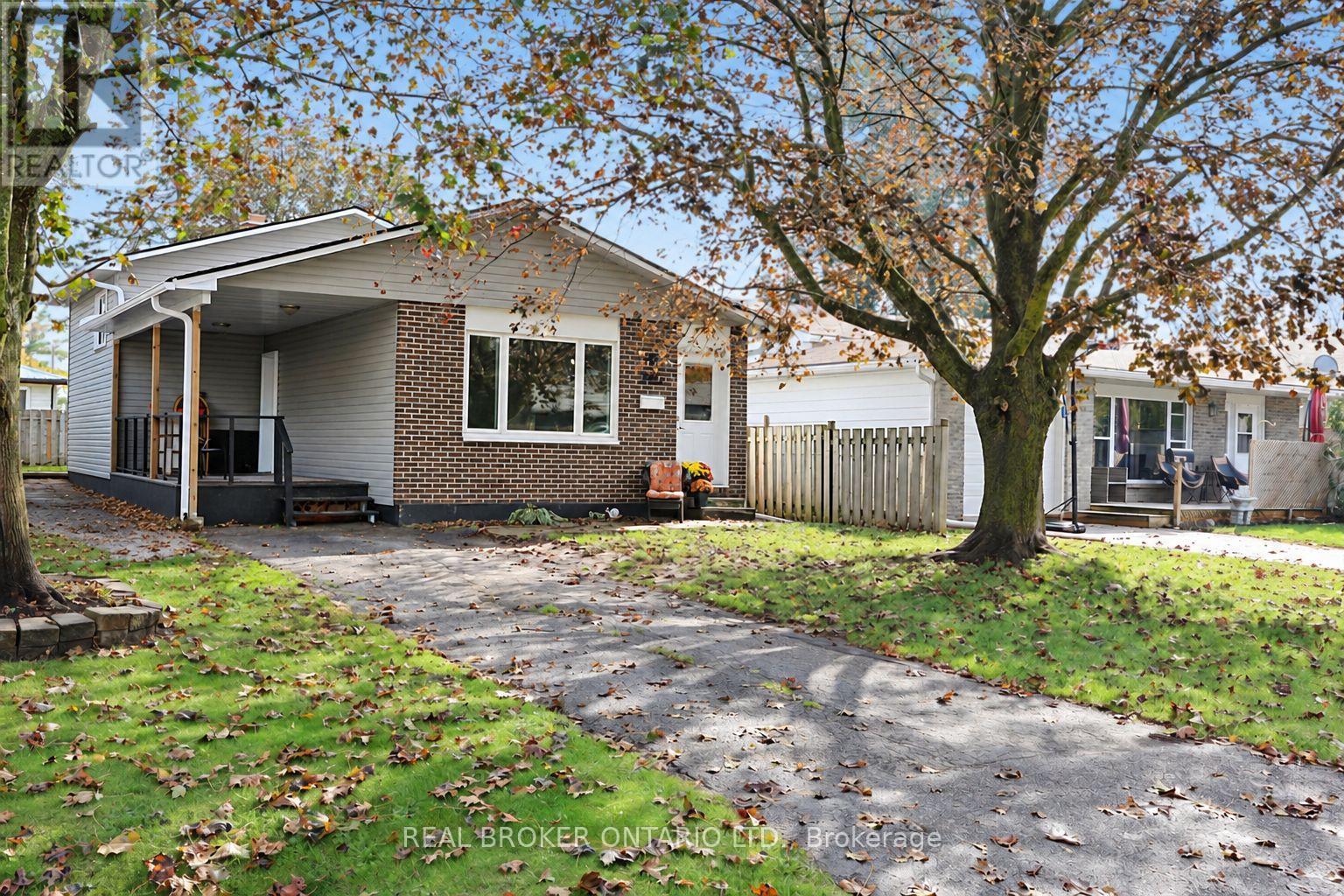 295 Crawford Street Property Photo 1