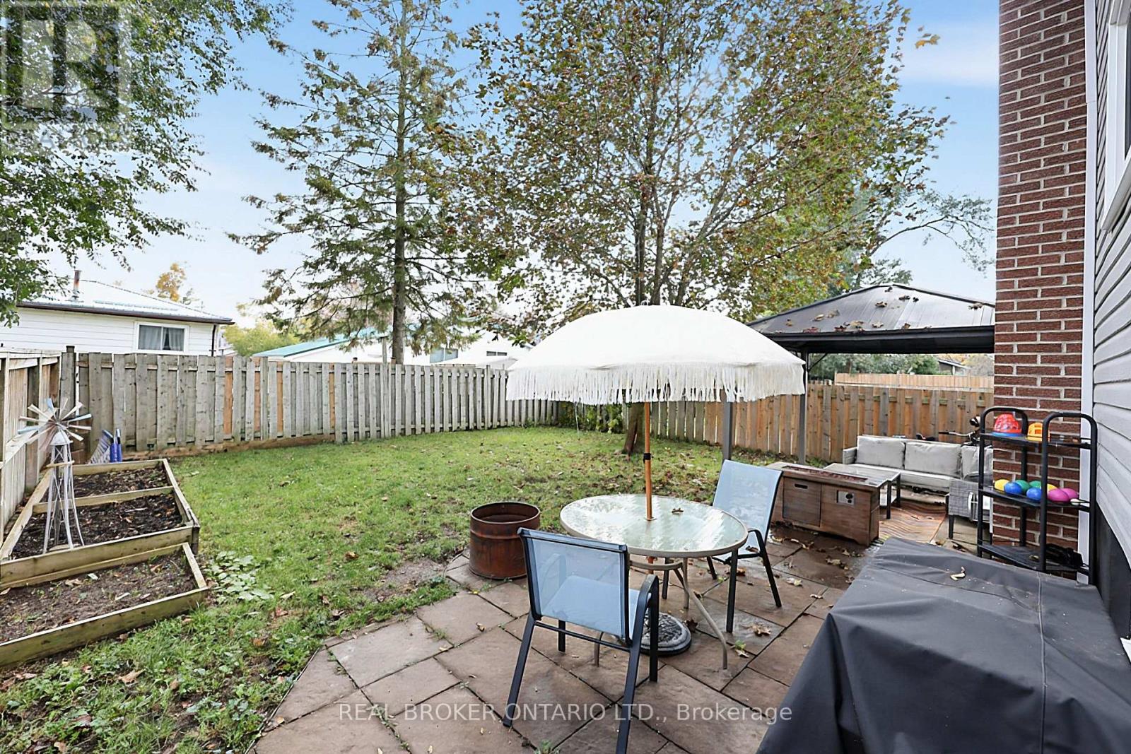 295 Crawford Street Property Photo 14