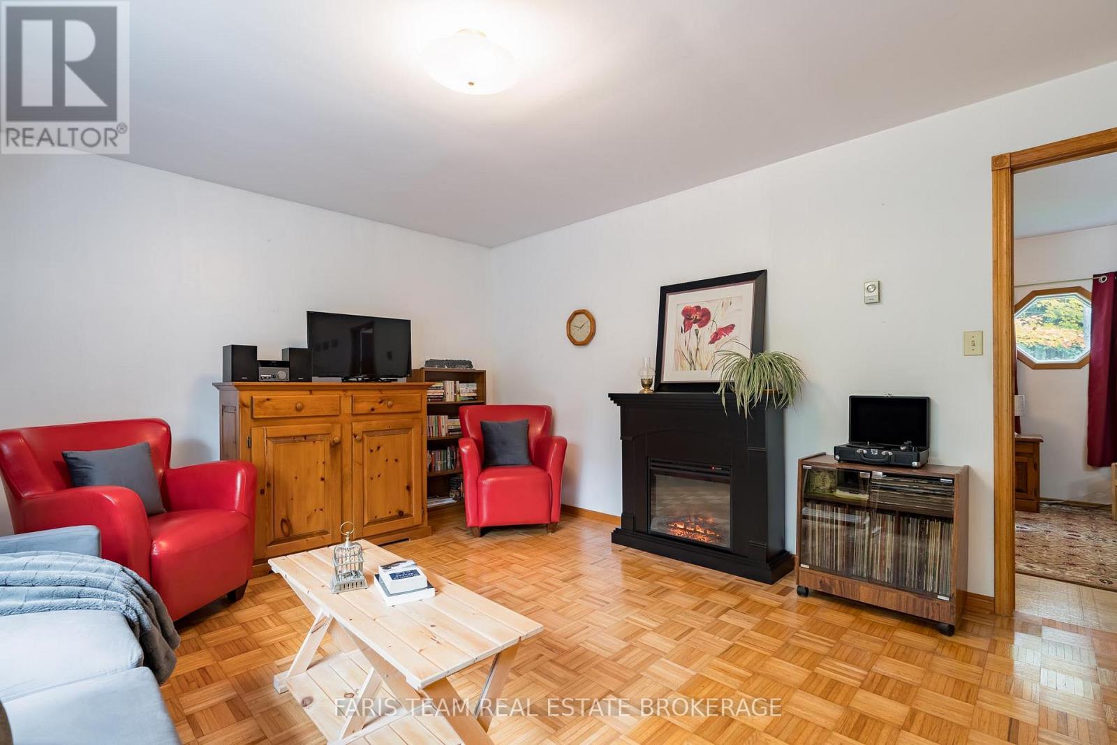 14 Chez Nous Avenue Property Photo 10