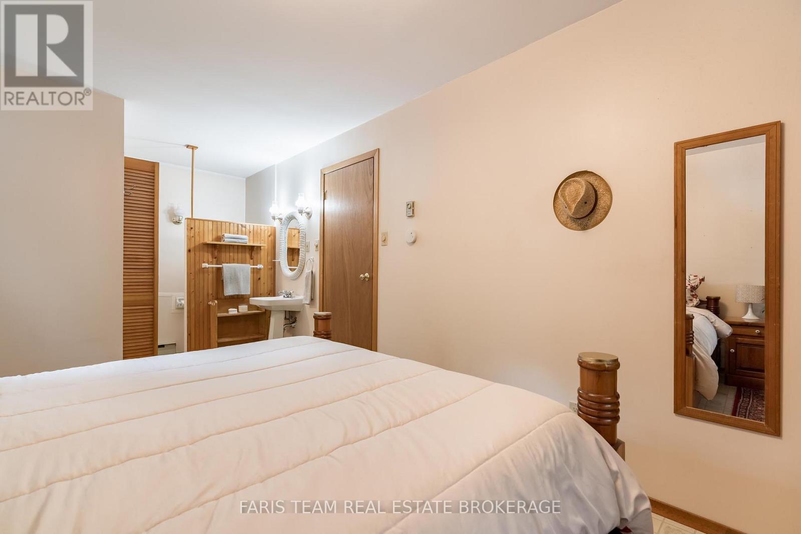 14 Chez Nous Avenue Property Photo 15