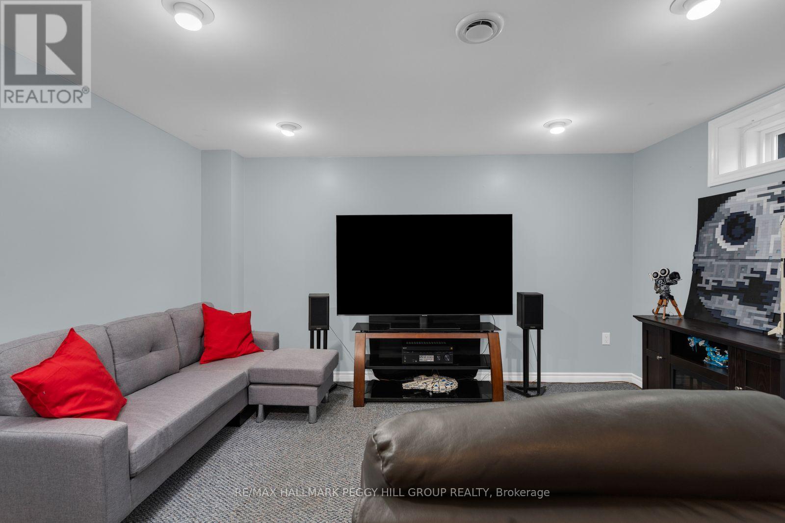 104 Leslie Avenue Property Photo 11