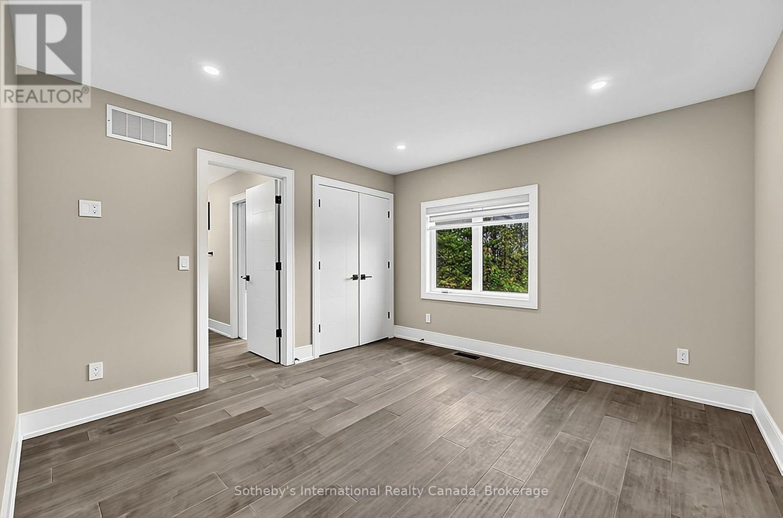9417 91 County Road Property Photo 29