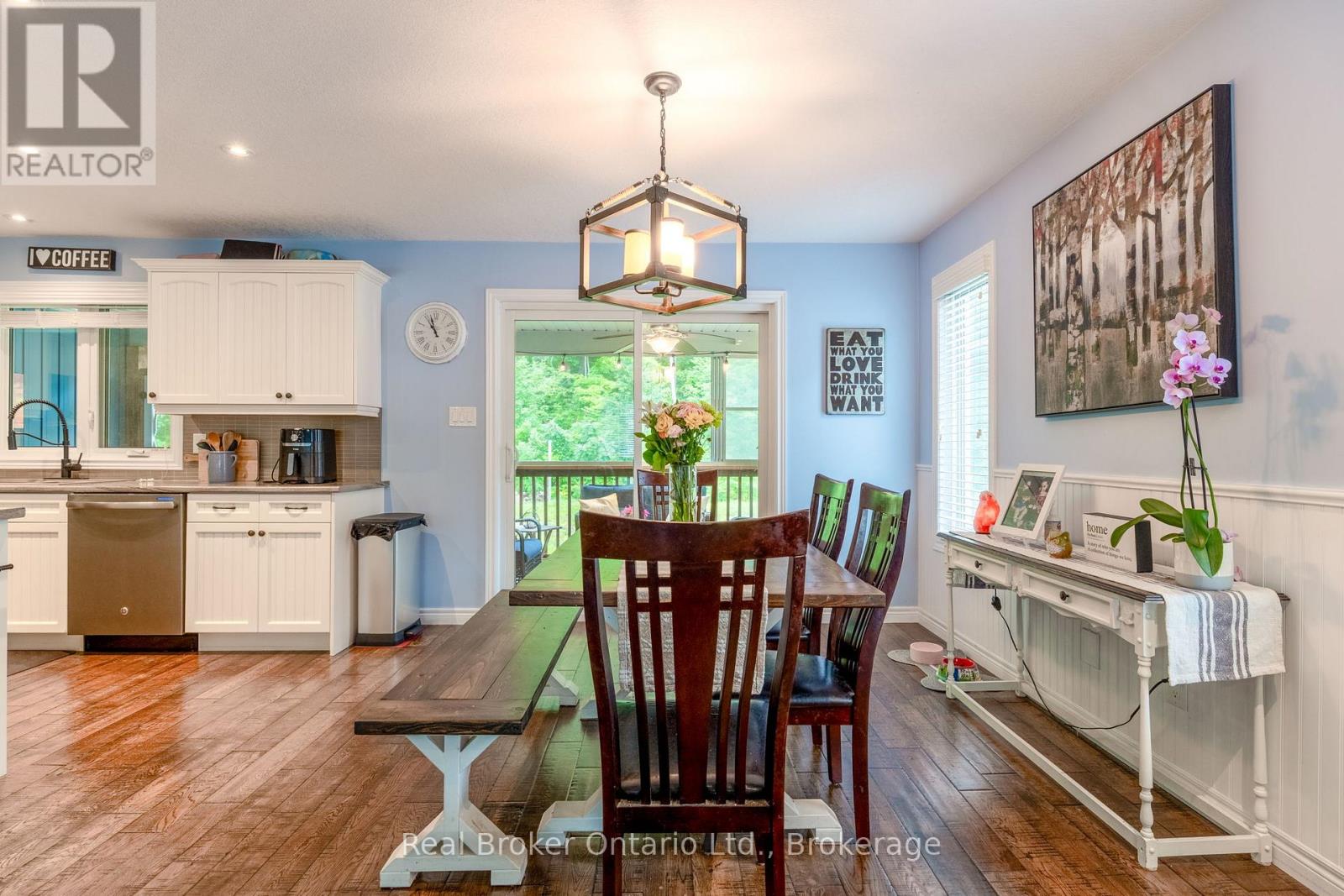 204 Golf Course Road Property Photo 8
