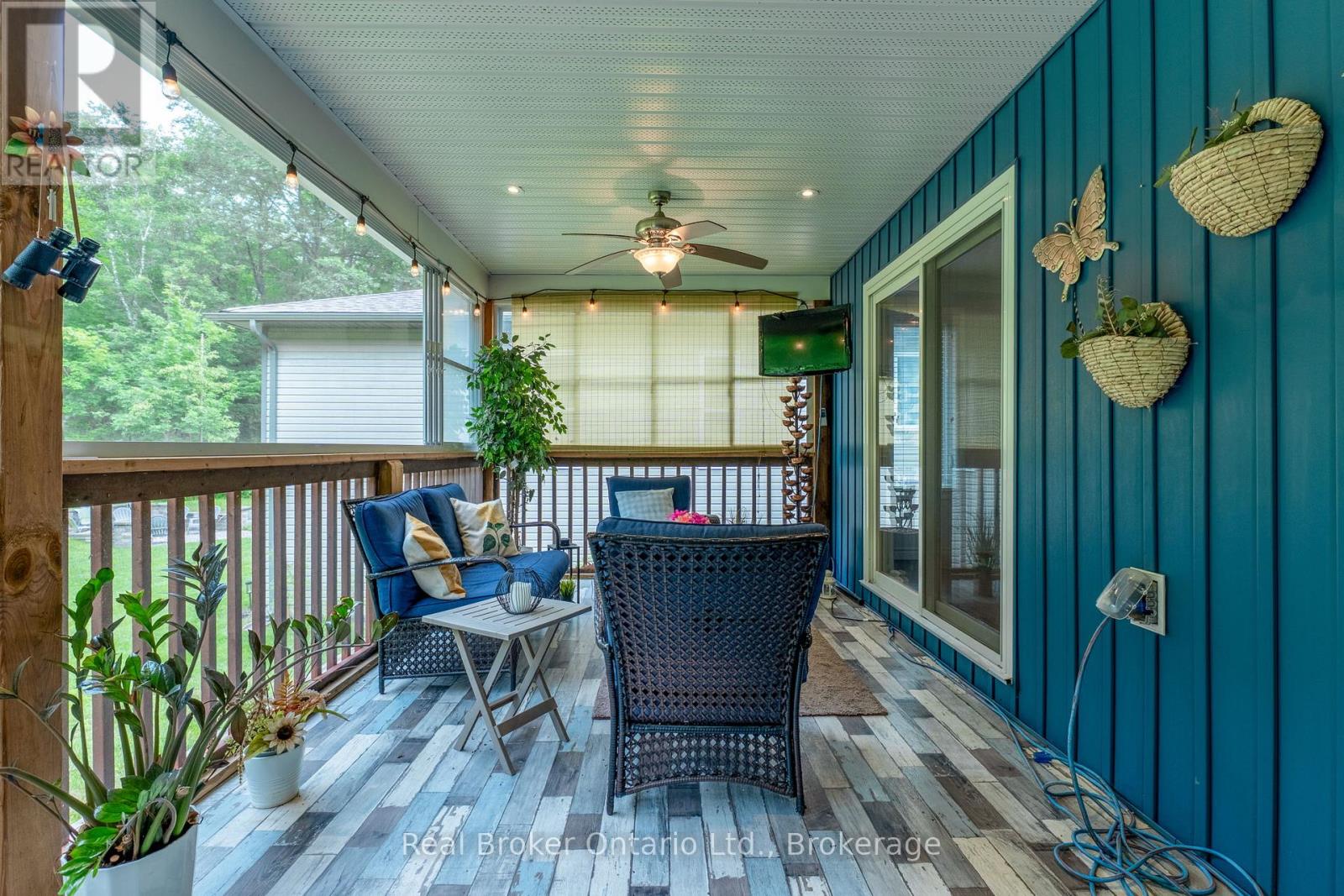 204 Golf Course Road Property Photo 12
