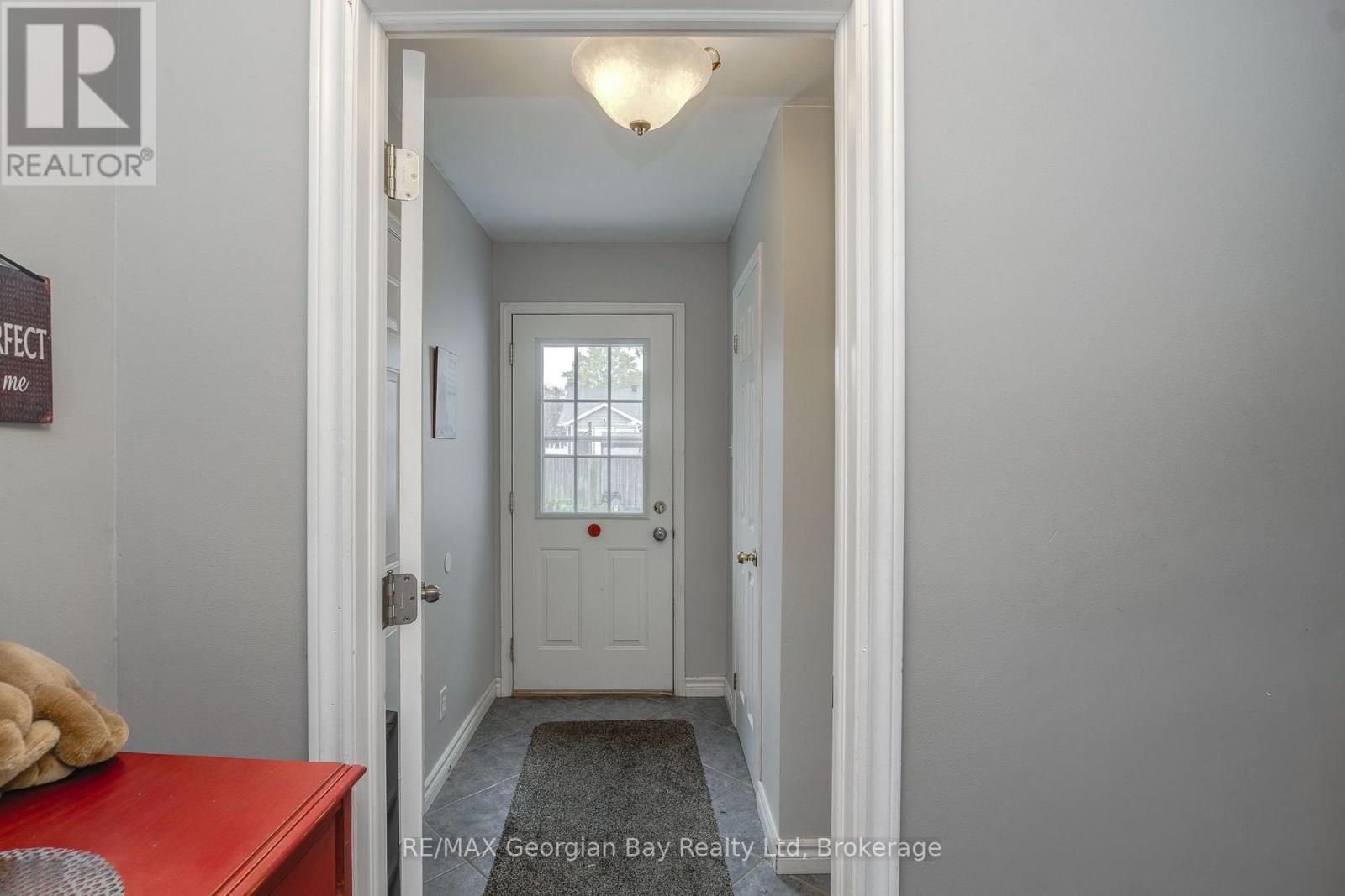 19 Bridle Road Property Photo 2