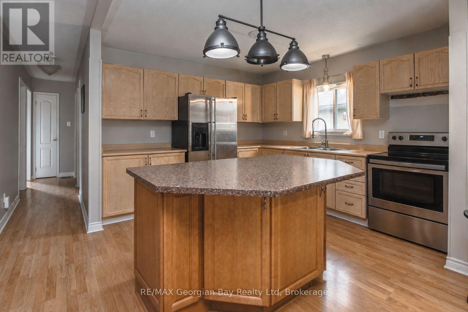 19 Bridle Road Property Photo 4
