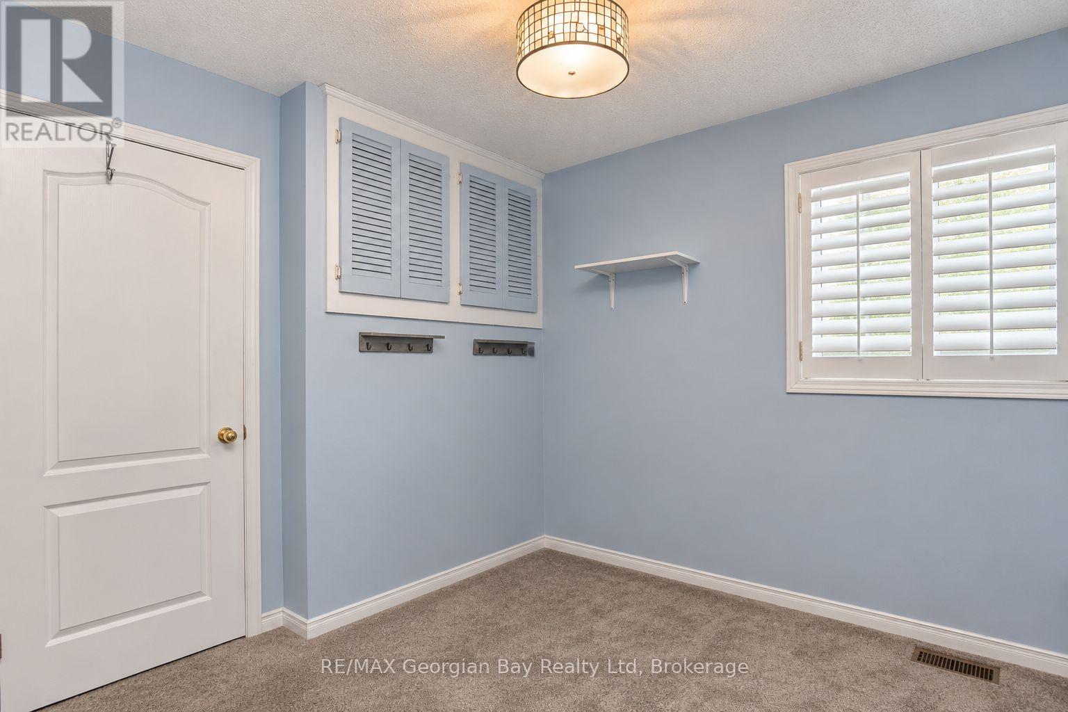 19 Bridle Road Property Photo 9