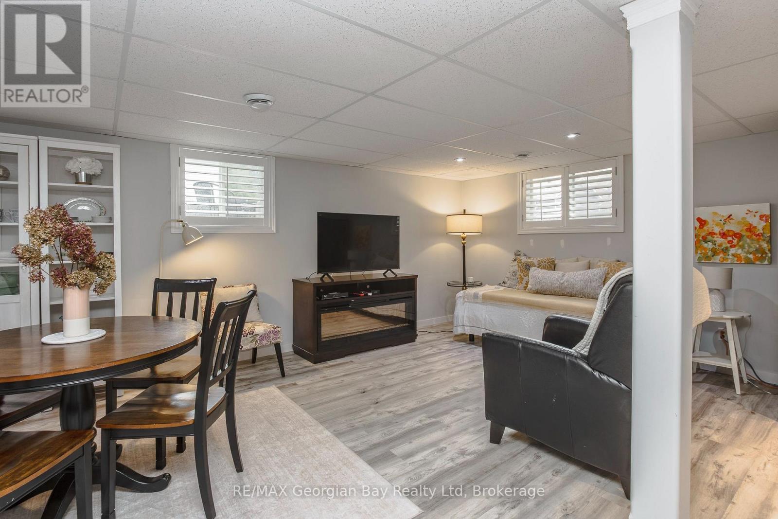 19 Bridle Road Property Photo 13