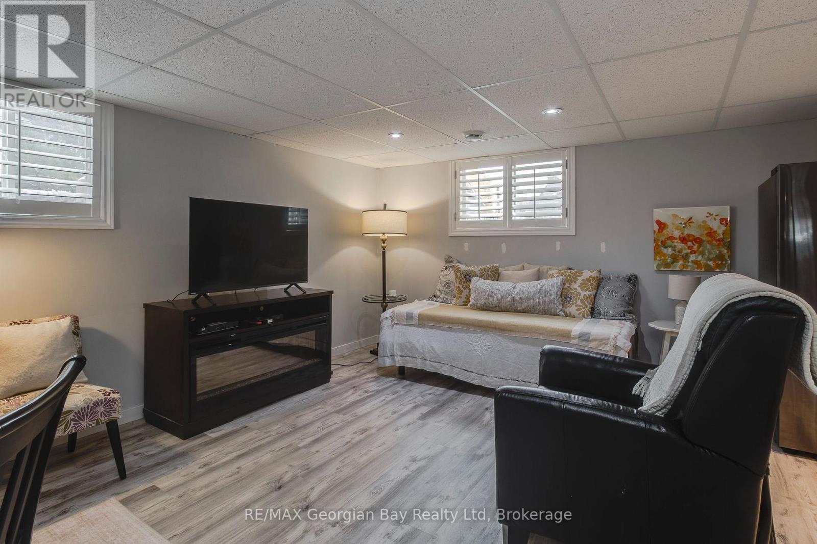 19 Bridle Road Property Photo 17
