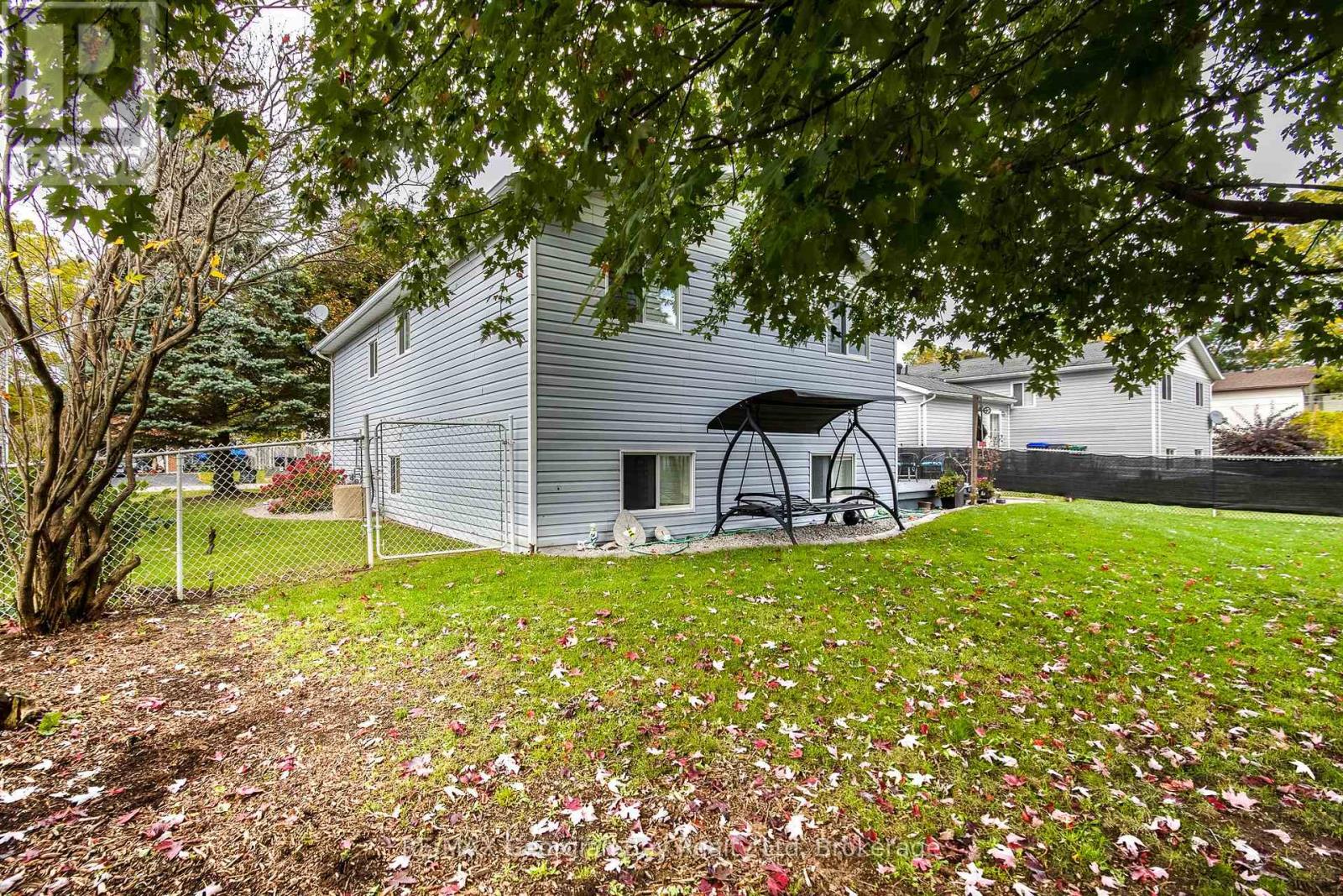 19 Bridle Road Property Photo 28
