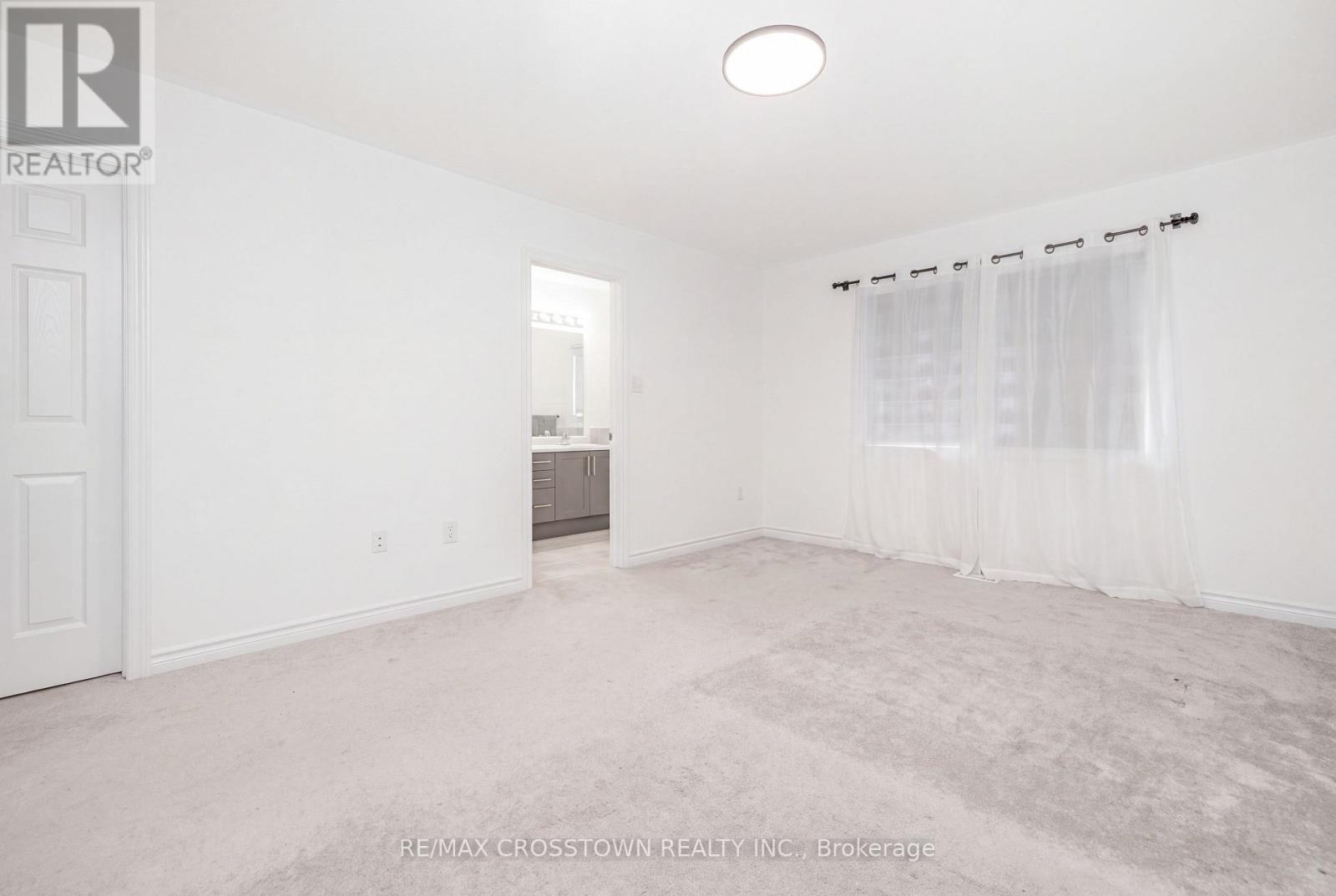 23 Albany Street Property Photo 18