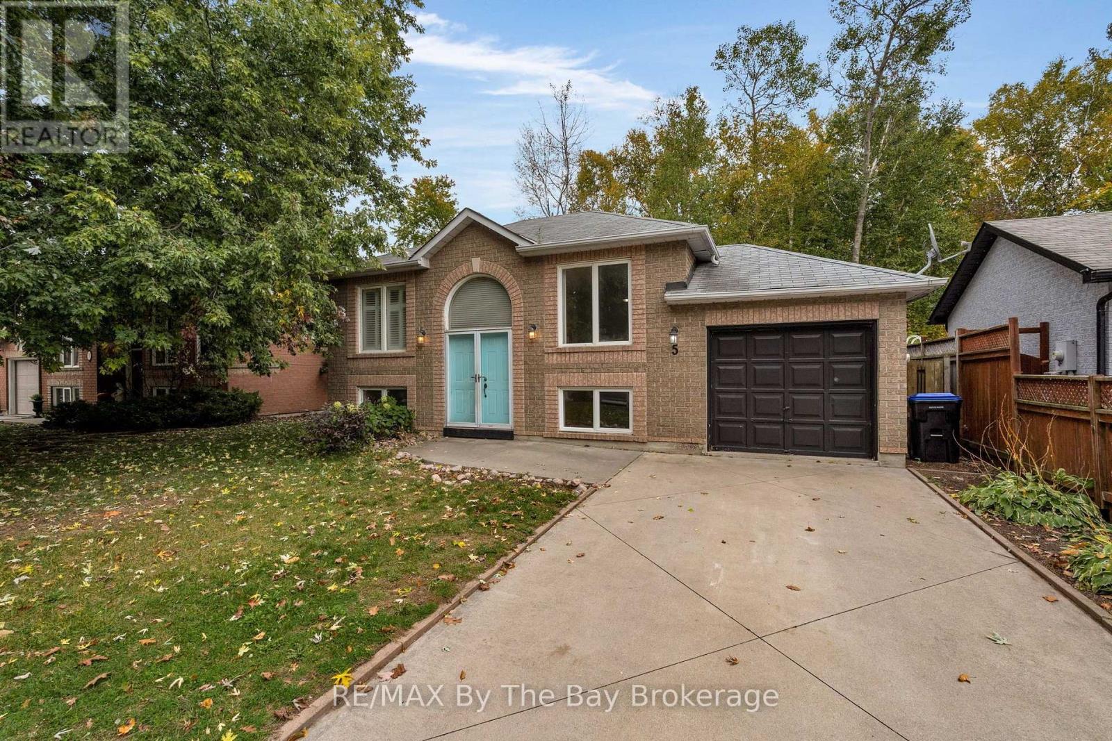 5 Brillinger Drive Property Photo 2