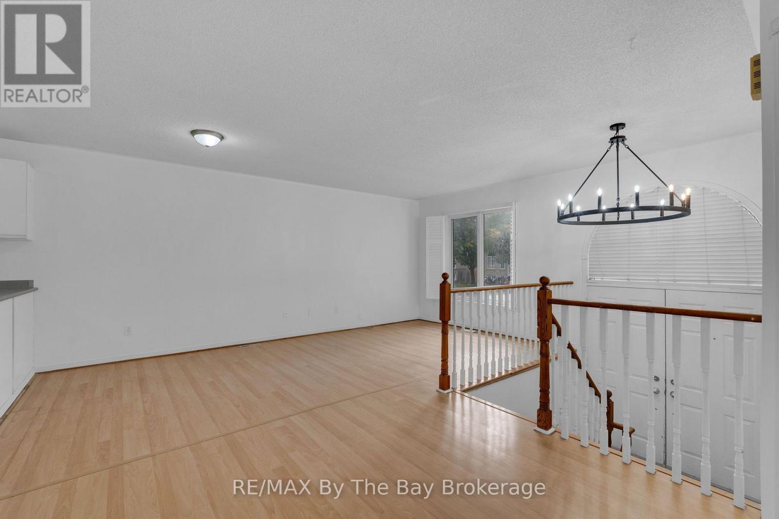 5 Brillinger Drive Property Photo 4