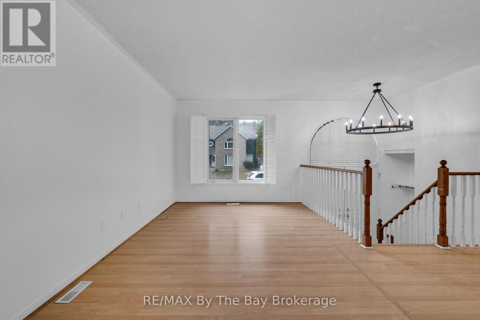 5 Brillinger Drive Property Photo 6