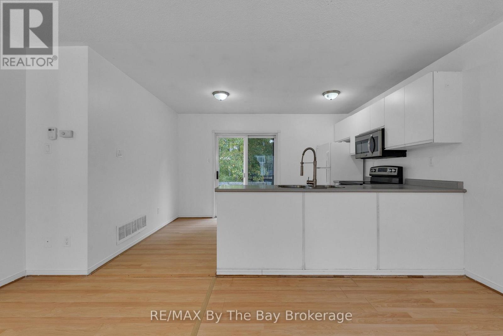 5 Brillinger Drive Property Photo 8