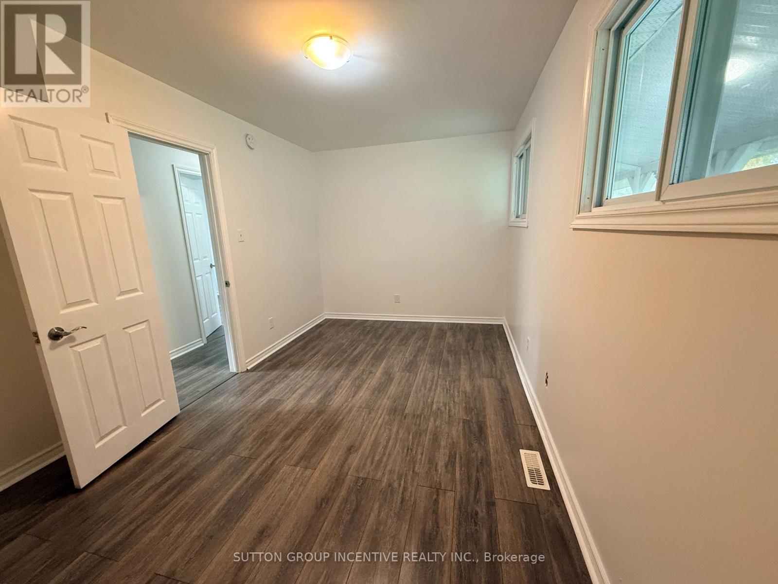 52 Grandview Crescent Property Photo 12