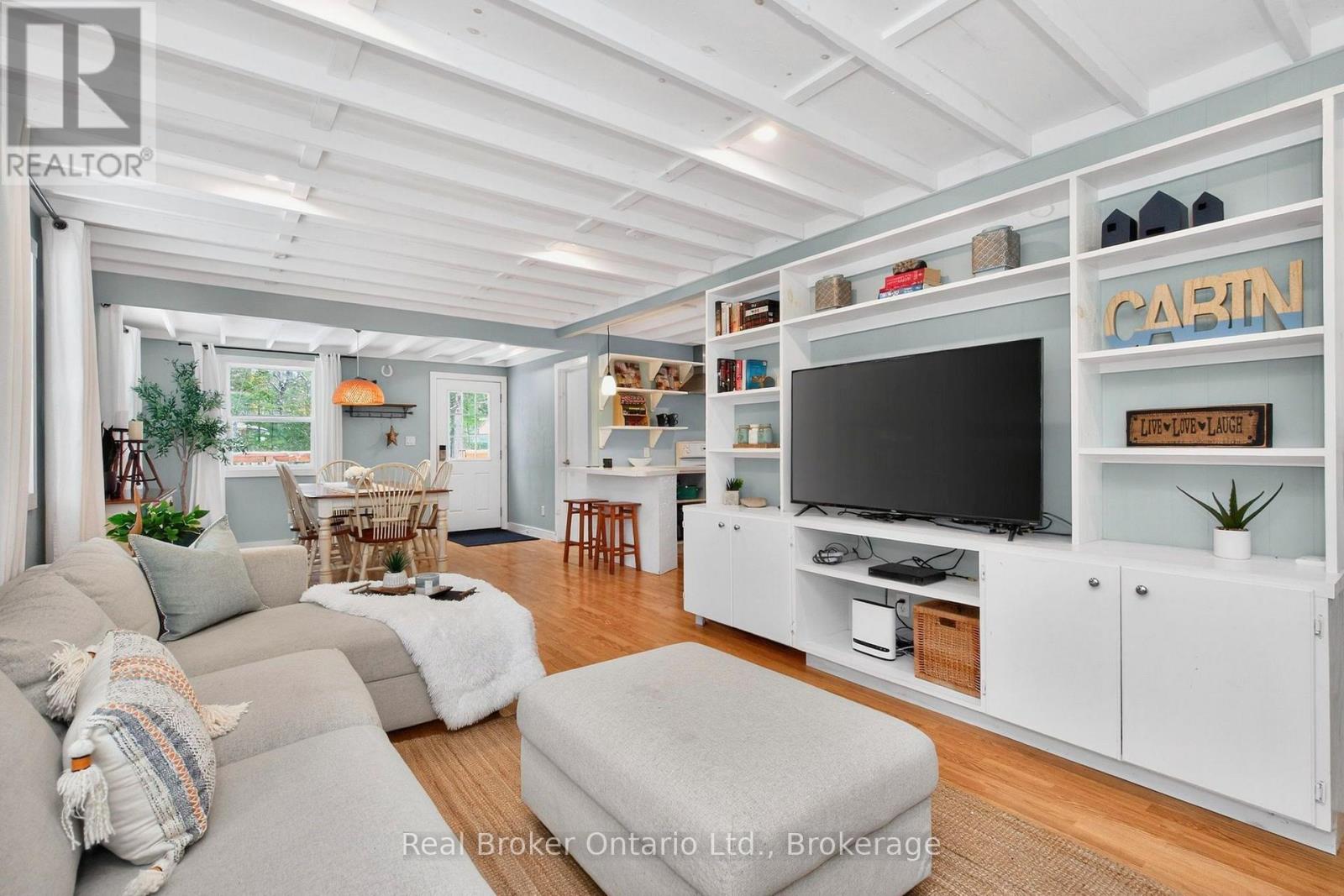 1326 Tiny Beaches Road N Property Photo 17