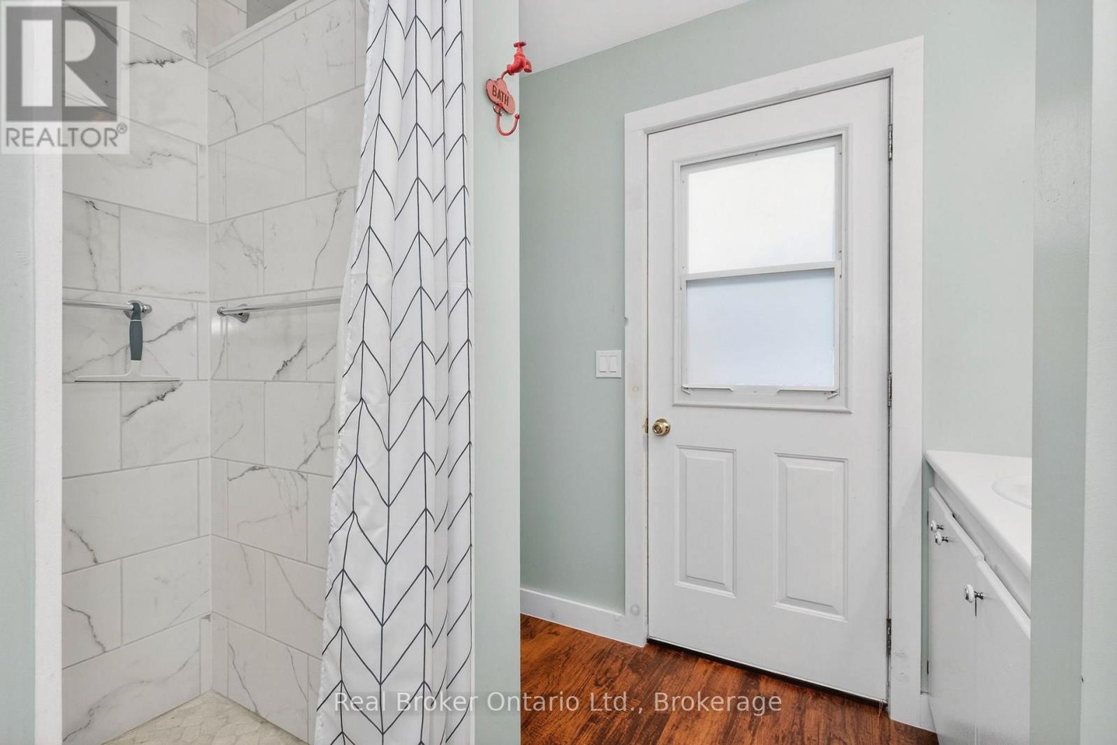 1326 Tiny Beaches Road N Property Photo 21