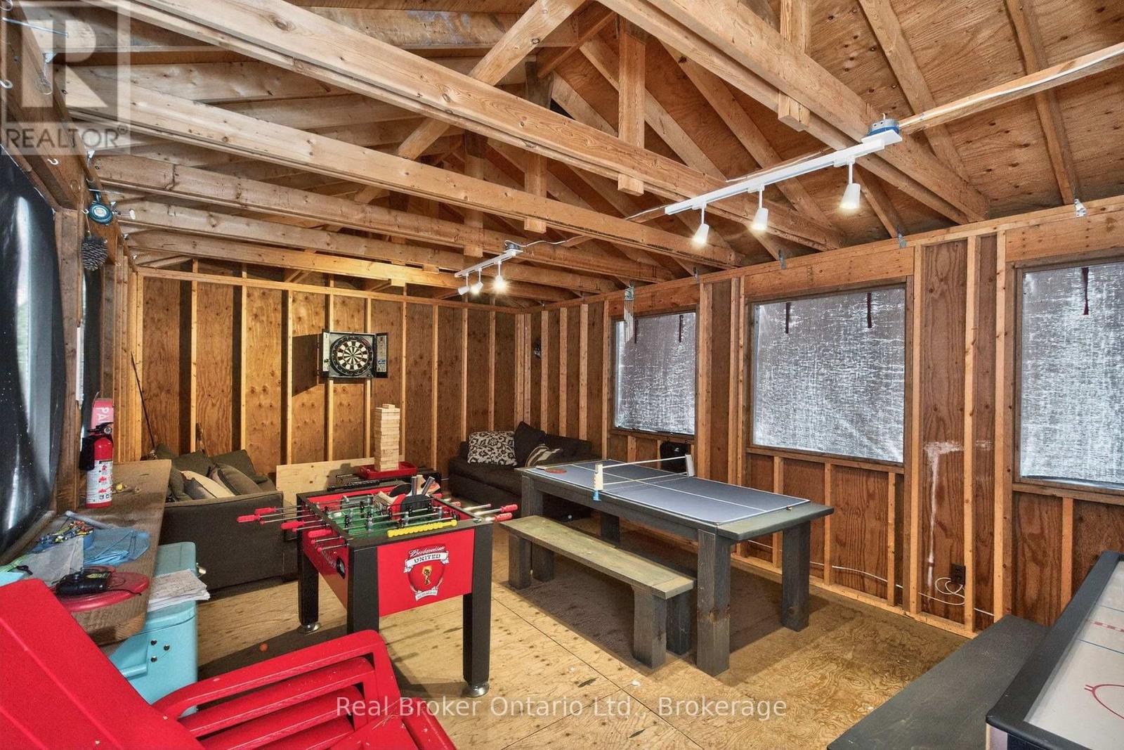 1326 Tiny Beaches Road N Property Photo 31