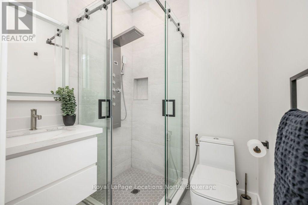 11 Georgian Manor Drive Property Photo 42