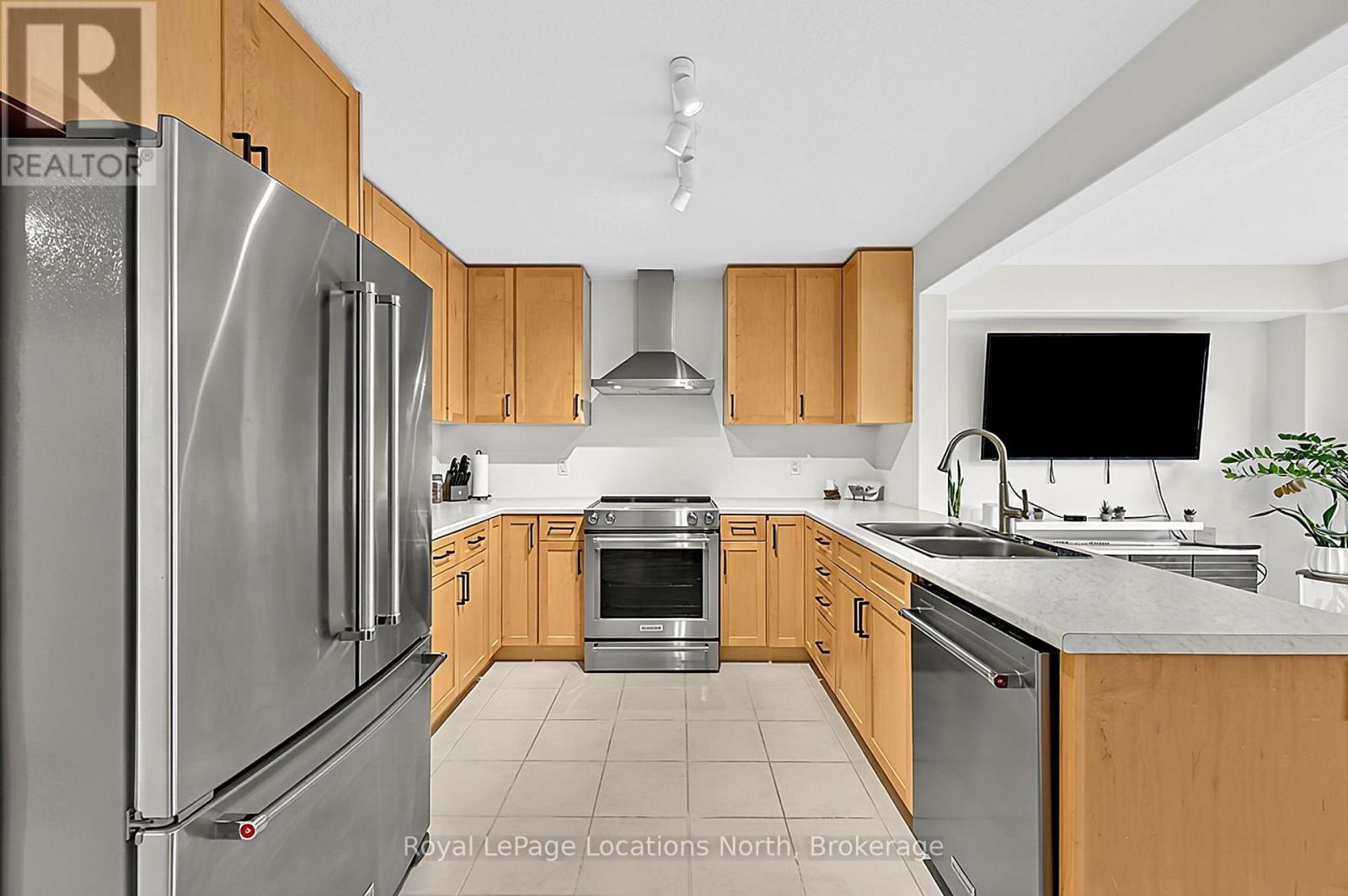 63 Archer Avenue Property Photo 17