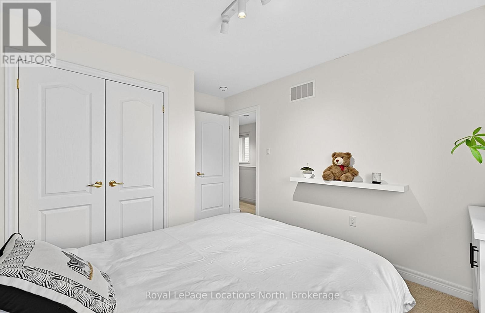 63 Archer Avenue Property Photo 28