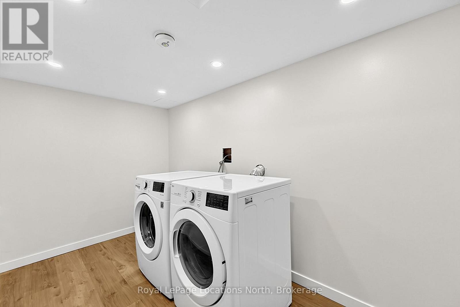 63 Archer Avenue Property Photo 41
