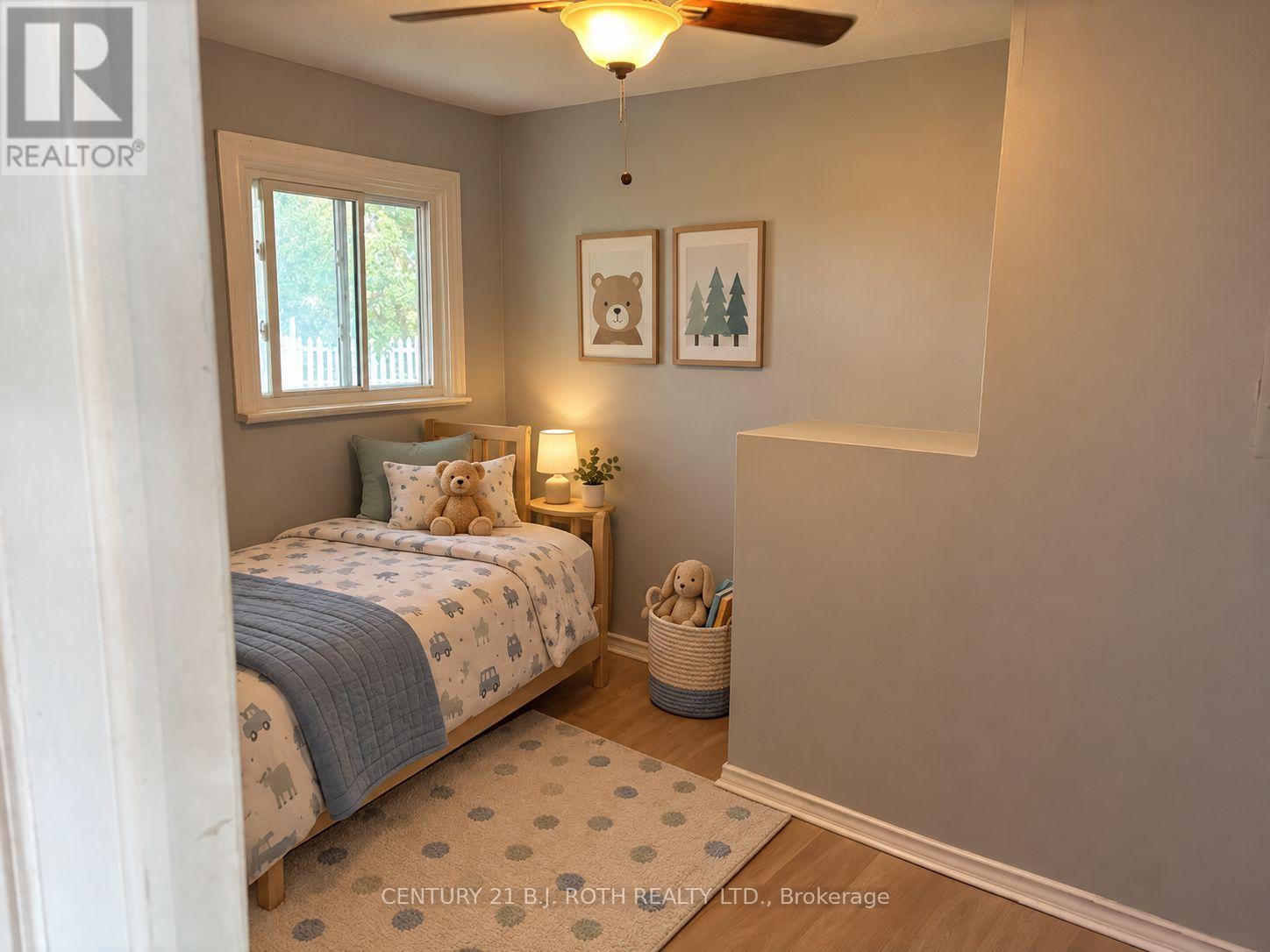 240 Clayborne Place Property Photo 10