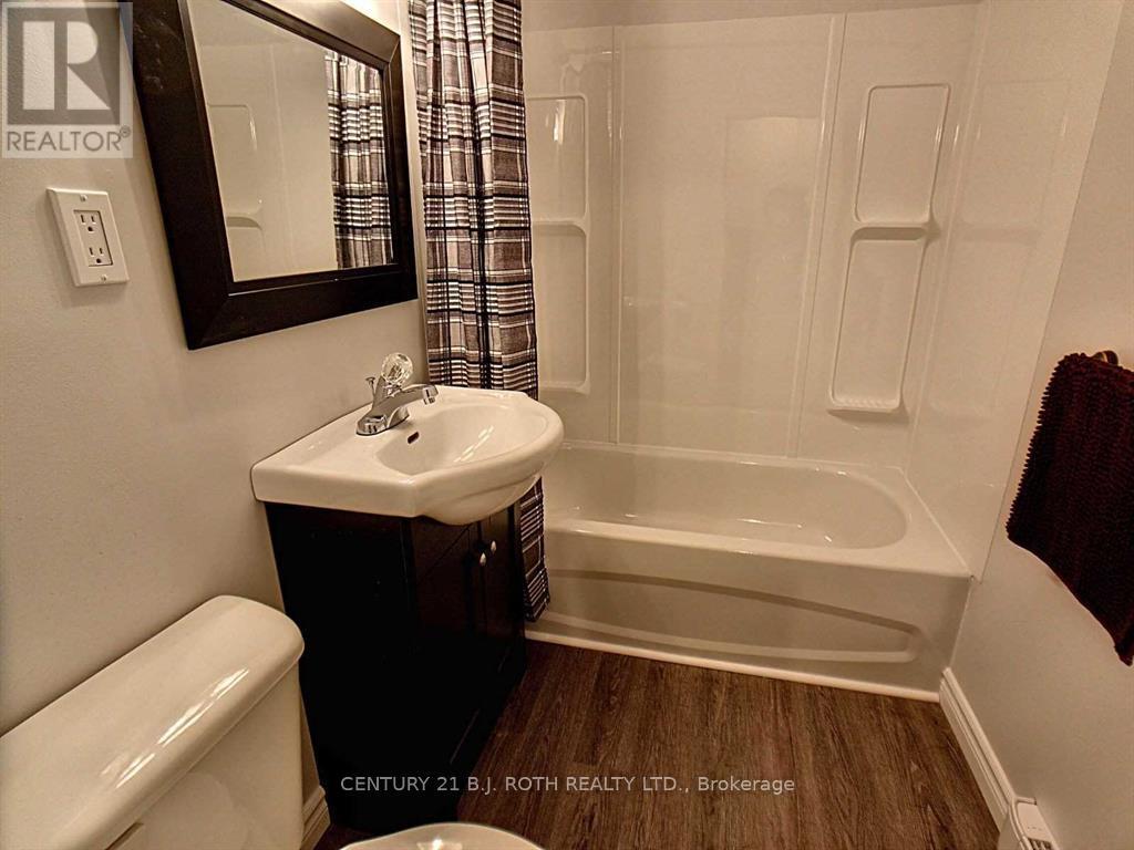 240 Clayborne Place Property Photo 14