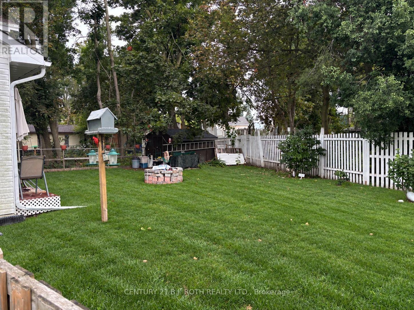 240 Clayborne Place Property Photo 17