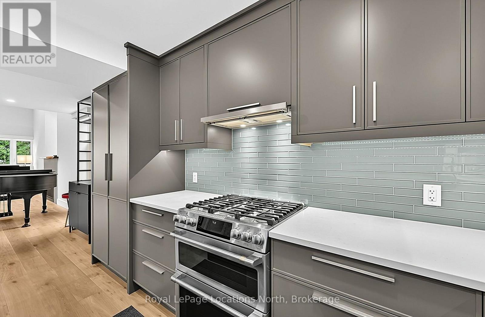 429 Birch Street Property Photo 14