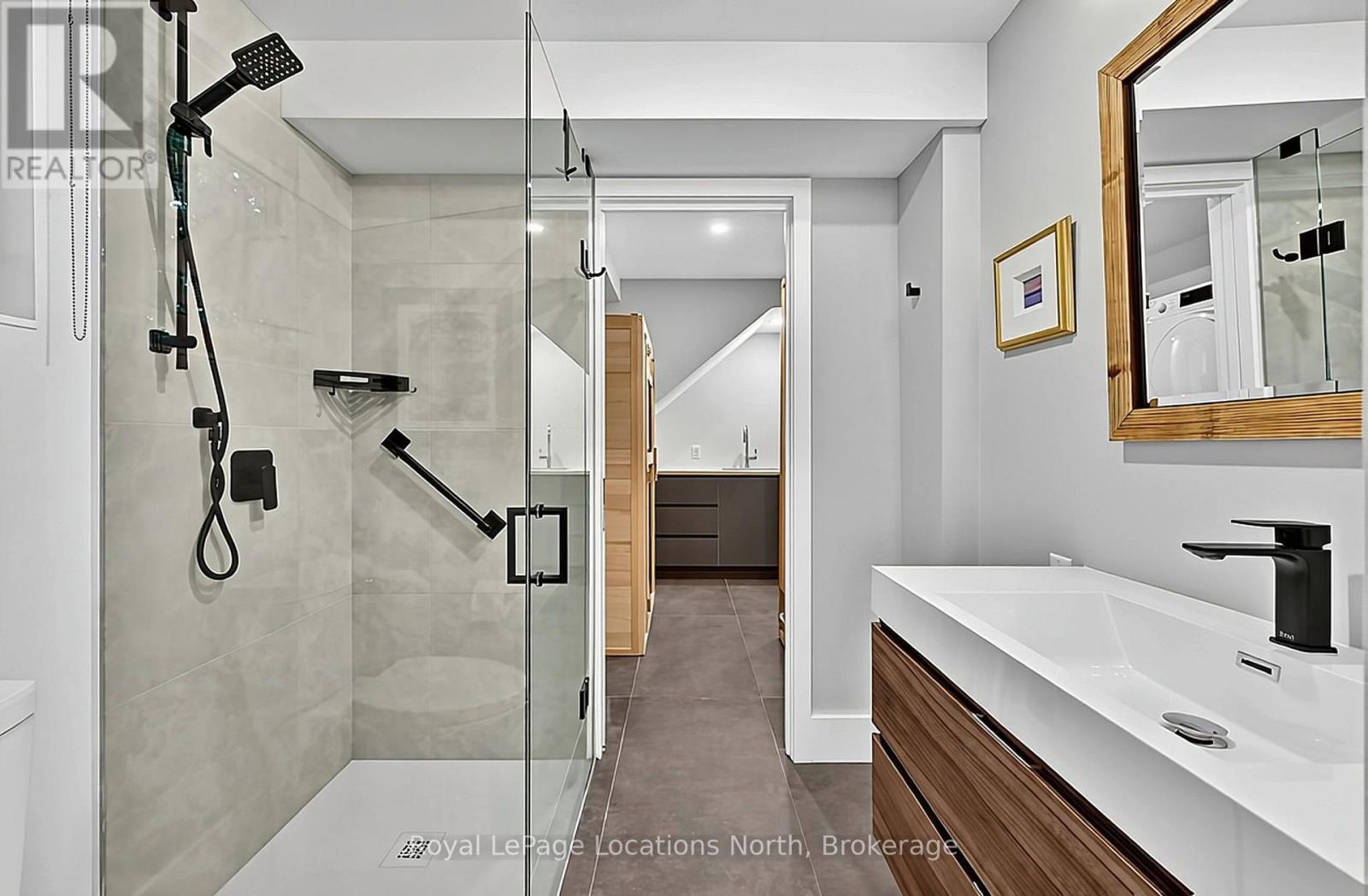 429 Birch Street Property Photo 27