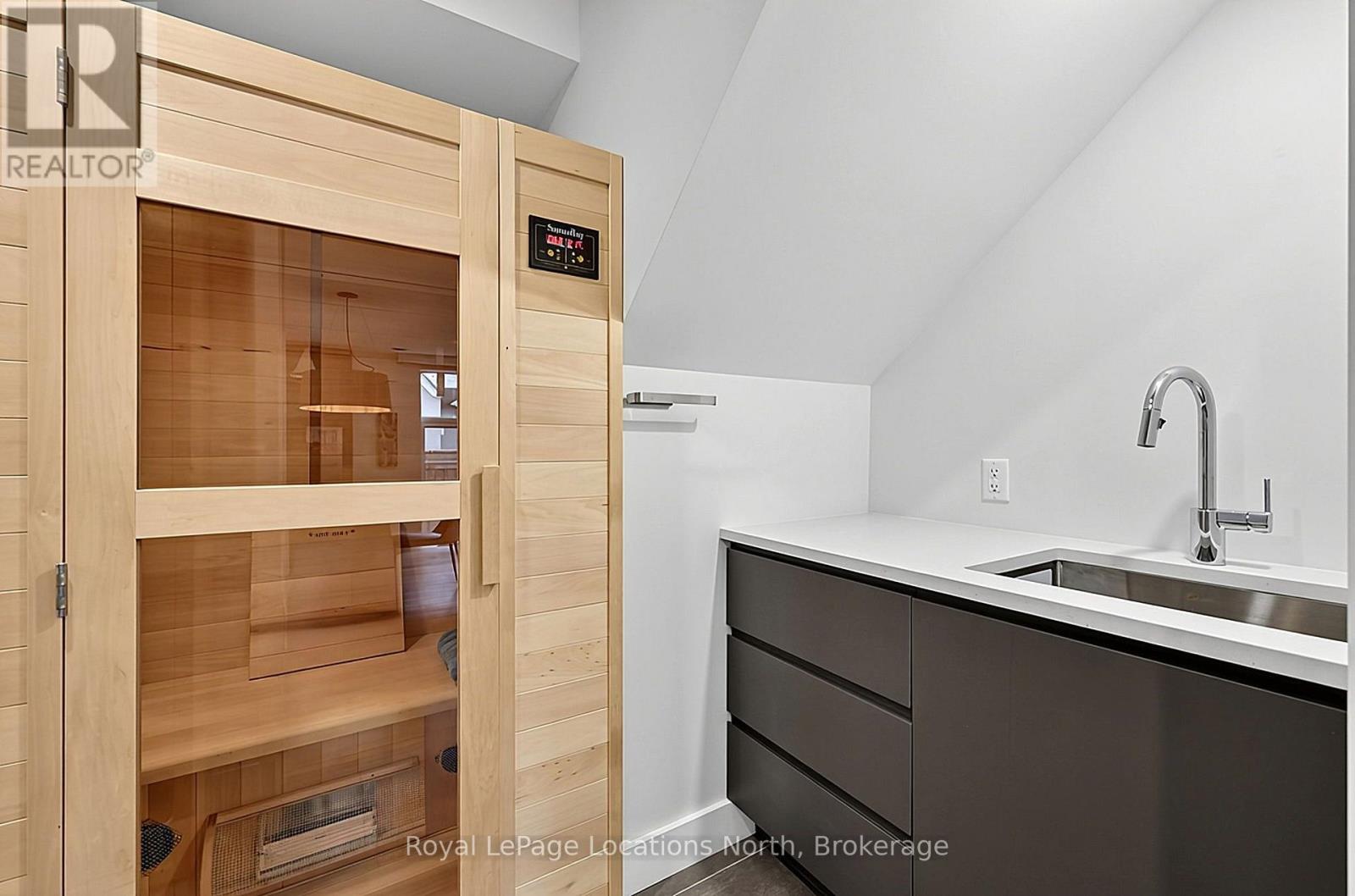 429 Birch Street Property Photo 29