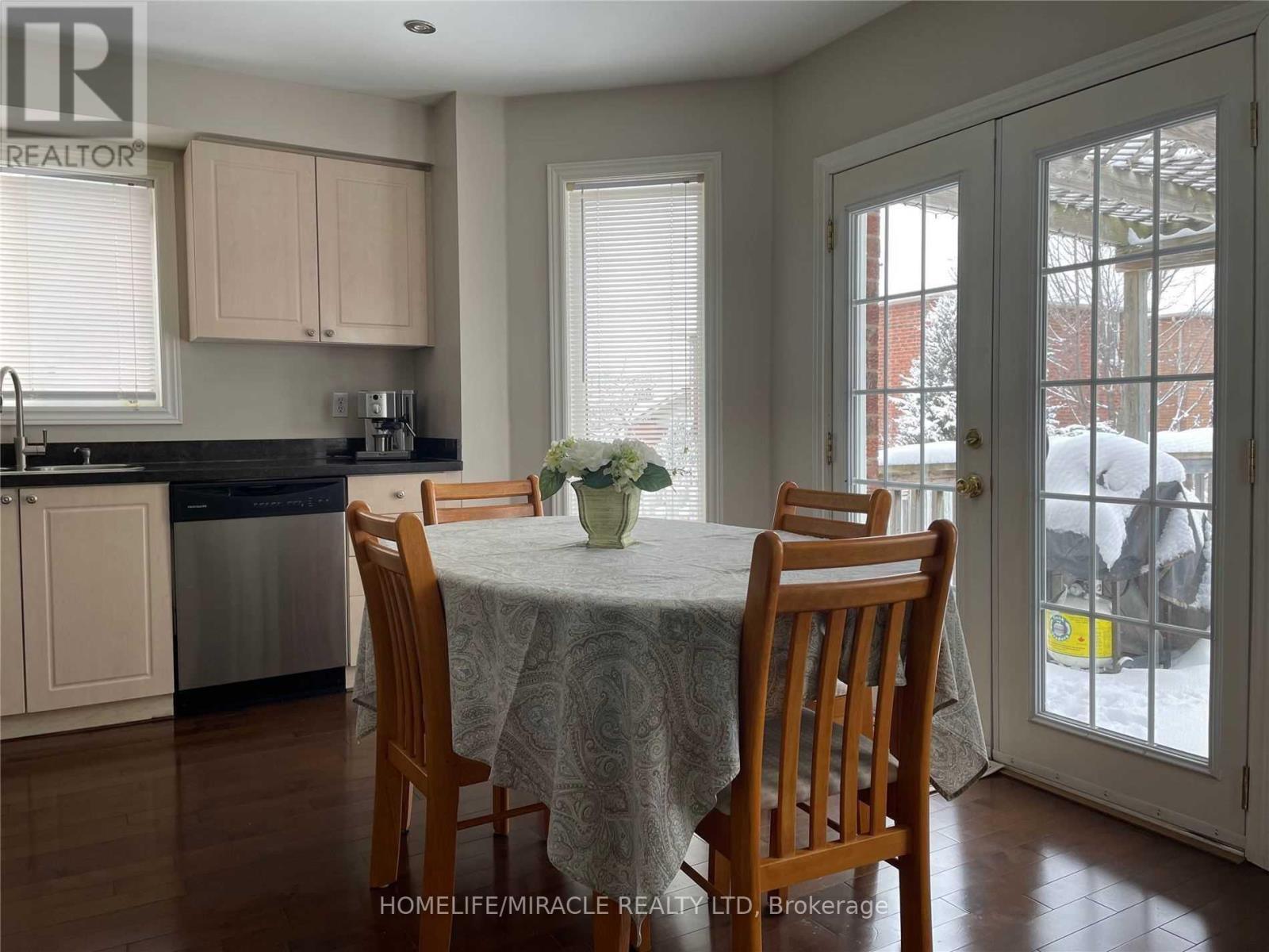 22 Mckenzie Crescent Property Photo 3