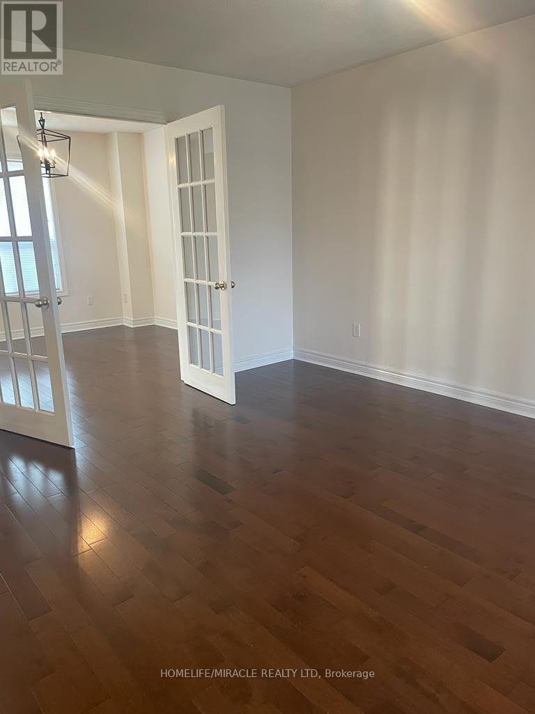 22 Mckenzie Crescent Property Photo 6
