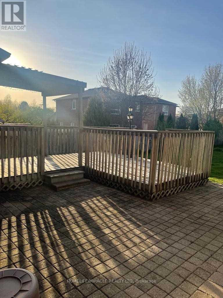 22 Mckenzie Crescent Property Photo 8