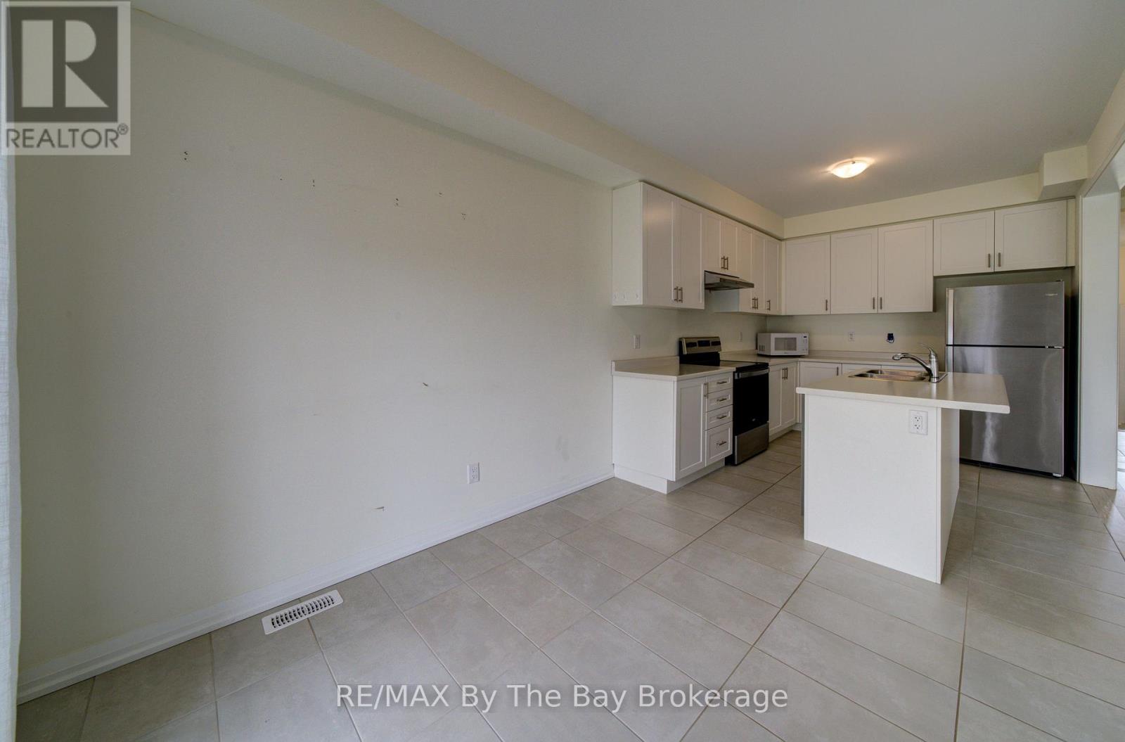 73 Federica Crescent Property Photo 20