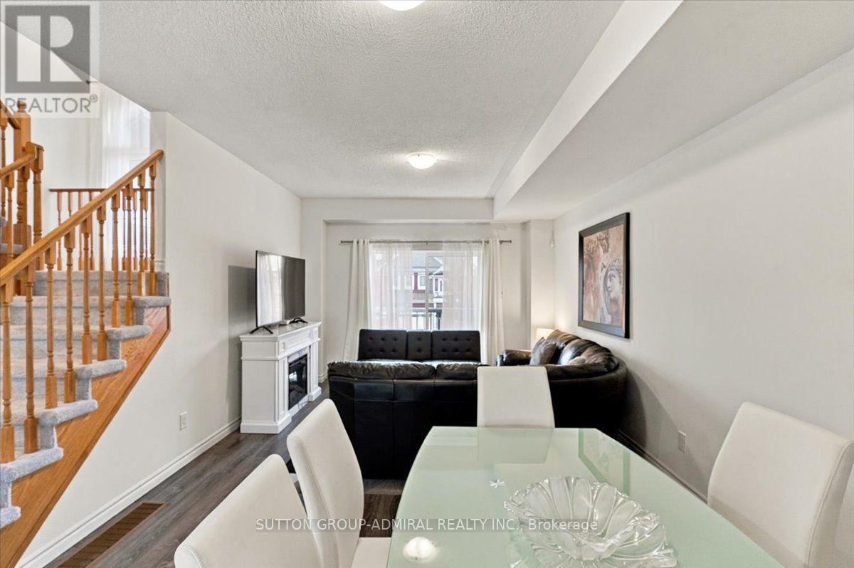 24 Hills Thistle Drive Property Photo 12