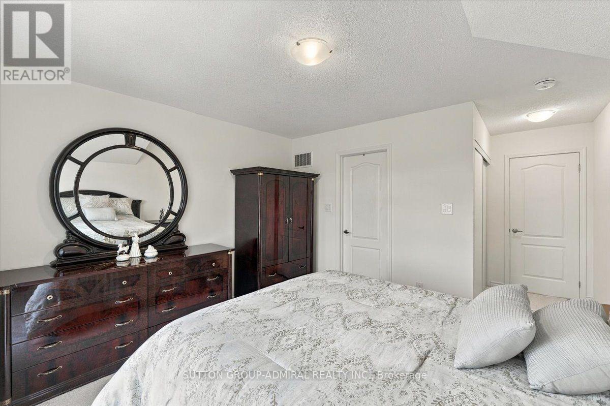 24 Hills Thistle Drive Property Photo 18
