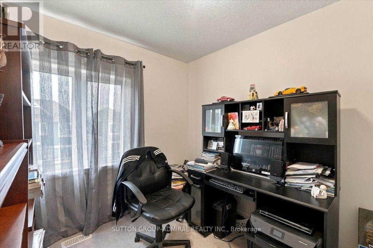 24 Hills Thistle Drive Property Photo 28