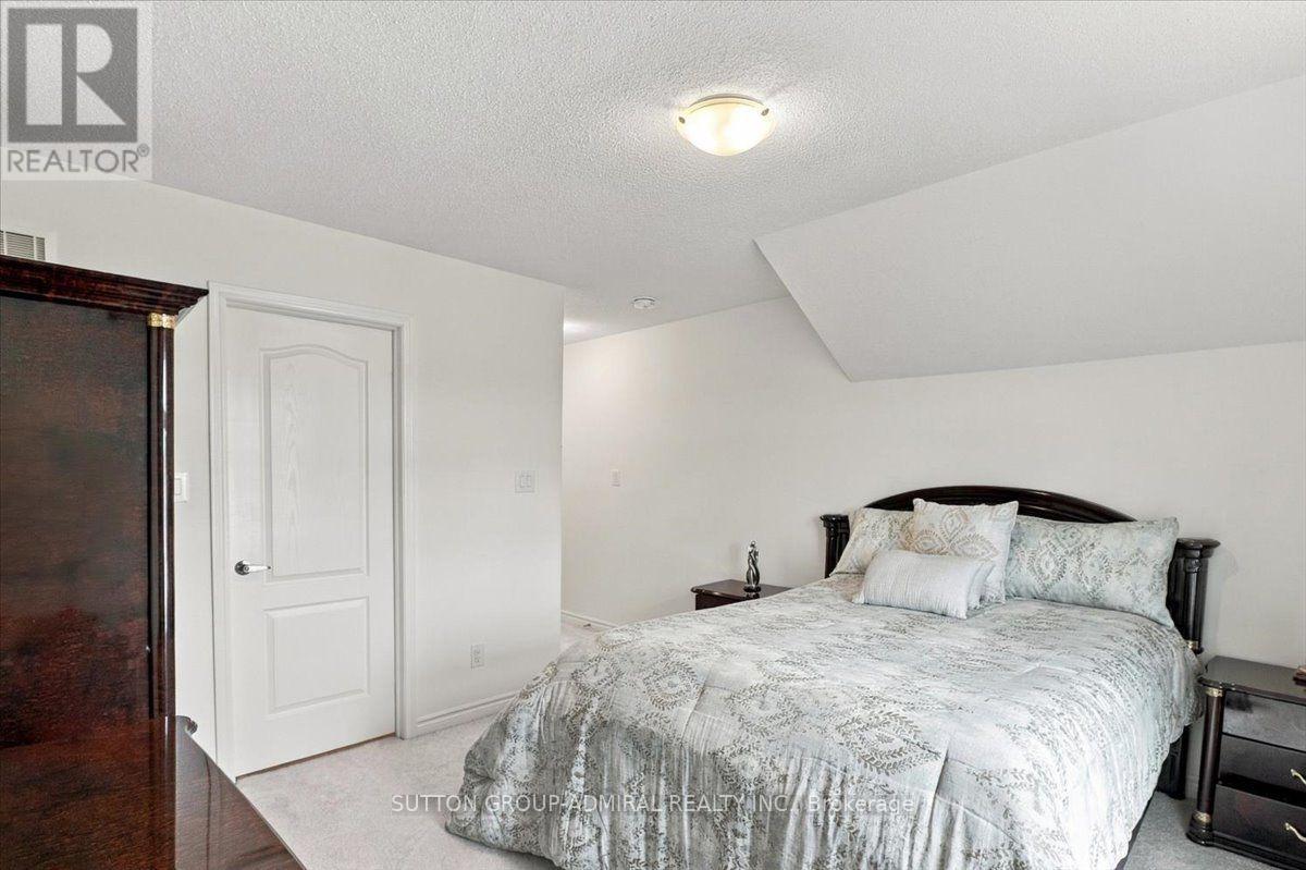 24 Hills Thistle Drive Property Photo 30